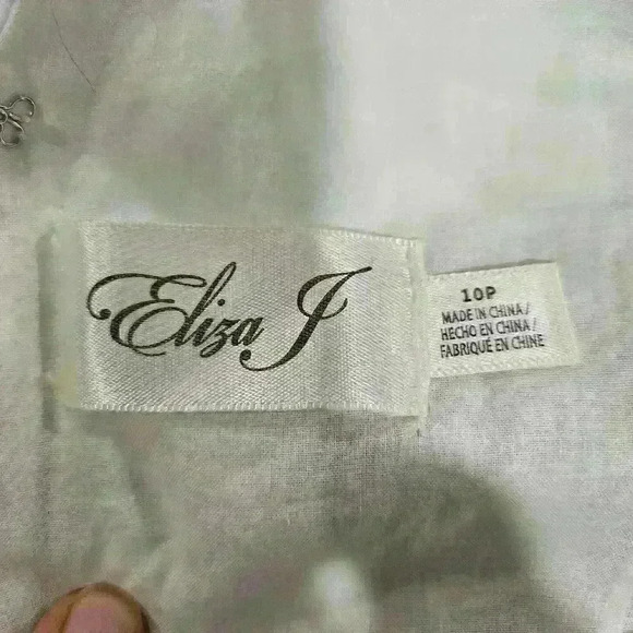 Eliza J White Halter Maxi Dress Sleeveless 10 Petite Tassel - Picture 9 of 9